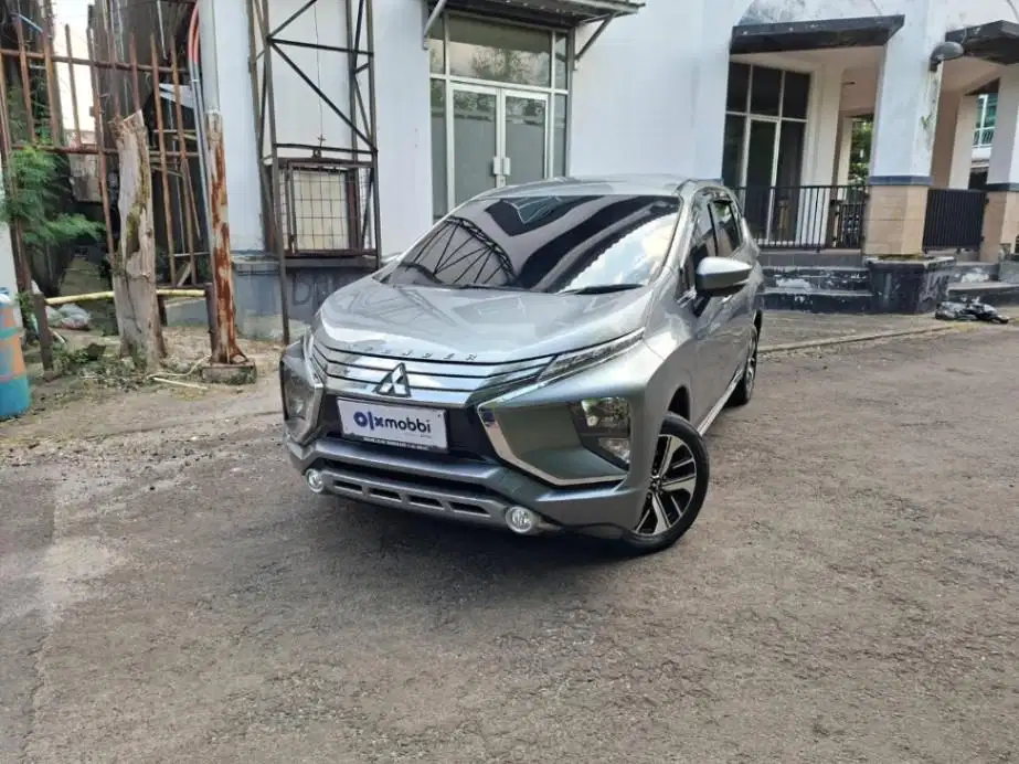 KM Rendah - Mitsubishi Xpander 1.5 Sport Bensin AT 2018 Abu
