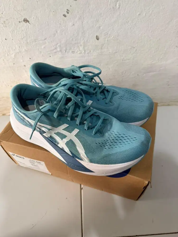 Sepatu running asics Ori size 44-45
