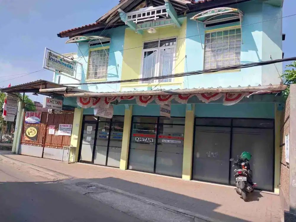 Disewakan Ruangan Ex Klinik. Baik Utk Kantor dan Usaha Lainnya Lokasi Sangat Strategis. Lt. 90/ Lb. 60 dkt ke Jl. Raya Provinsi.   Berlokasi Jl. Mandalangu Cipacing Jatinangor.