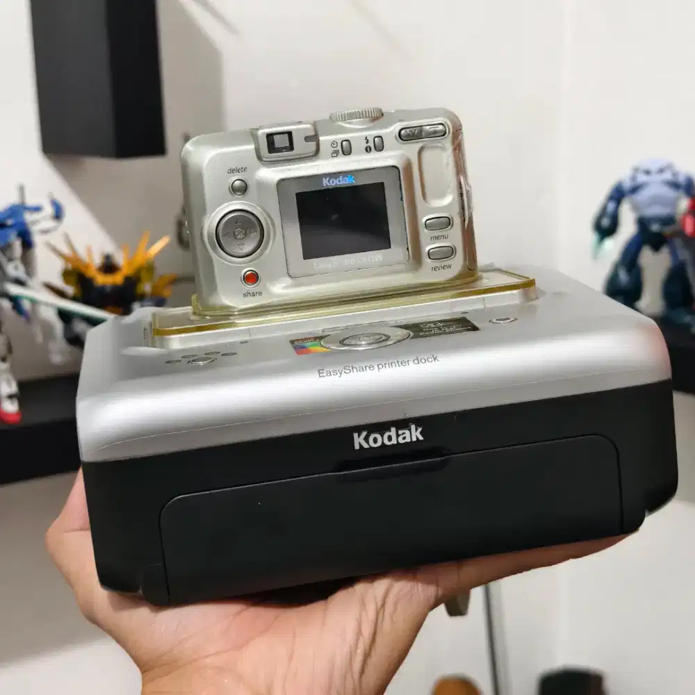 Kamera kodak bahan 2pcs dan printer dock kodak
