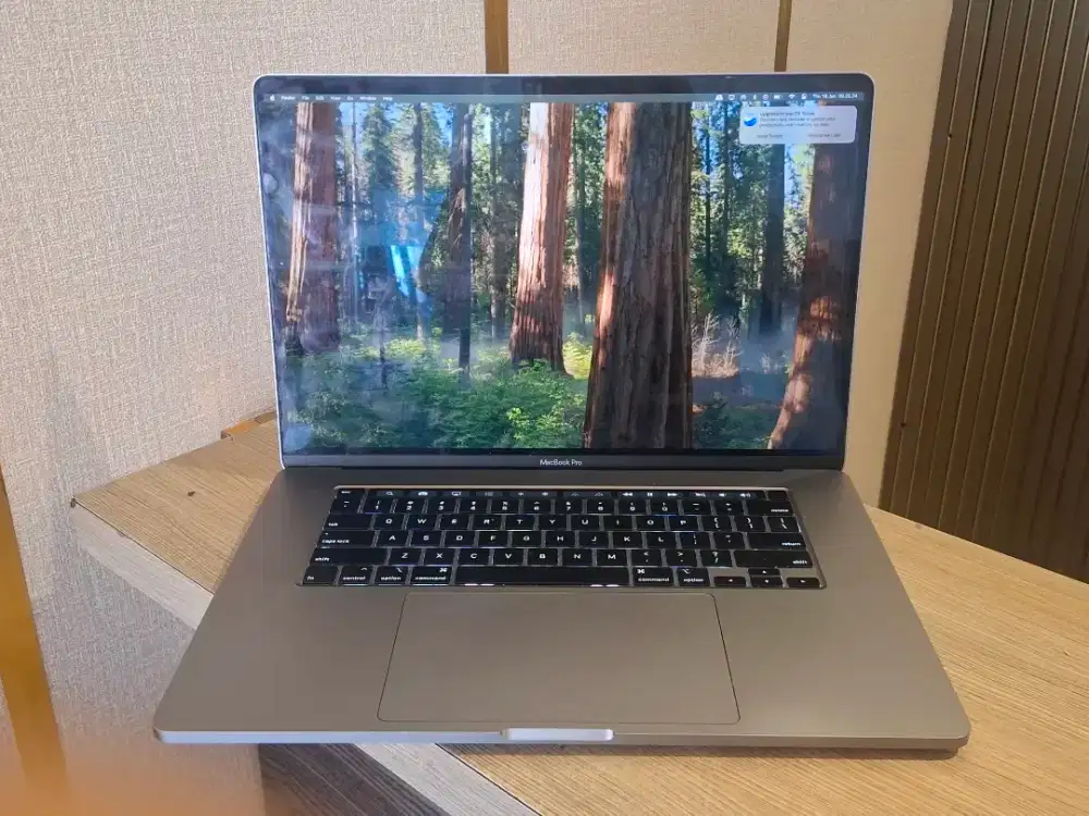 Macbook Pro 16-inch, Intel Core i9,Ram 32/512 GB