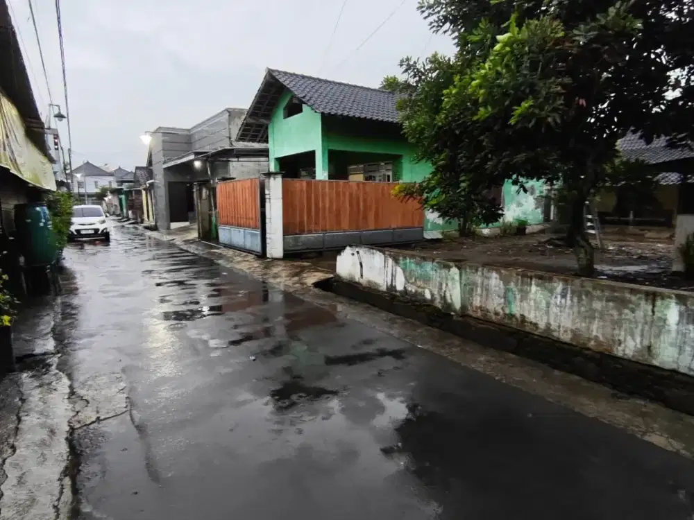 JUAL TANAH PEKARANGAN COCOK BUAT BANGUN KOS KOSAN MEWAH DEKAT KAMPUS UMS SOLO