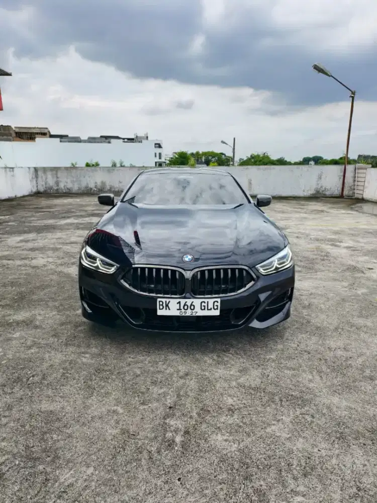 BMW seri 840i 2022 Carbon Black Bensin