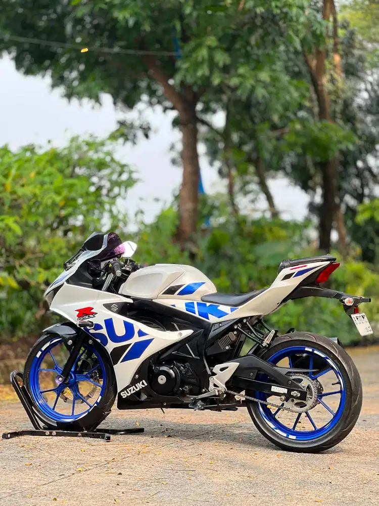 SUZUKI GSX R150 2020 PUTIH KM LOW PAJAK HIDUP SIAP GAS JAUH