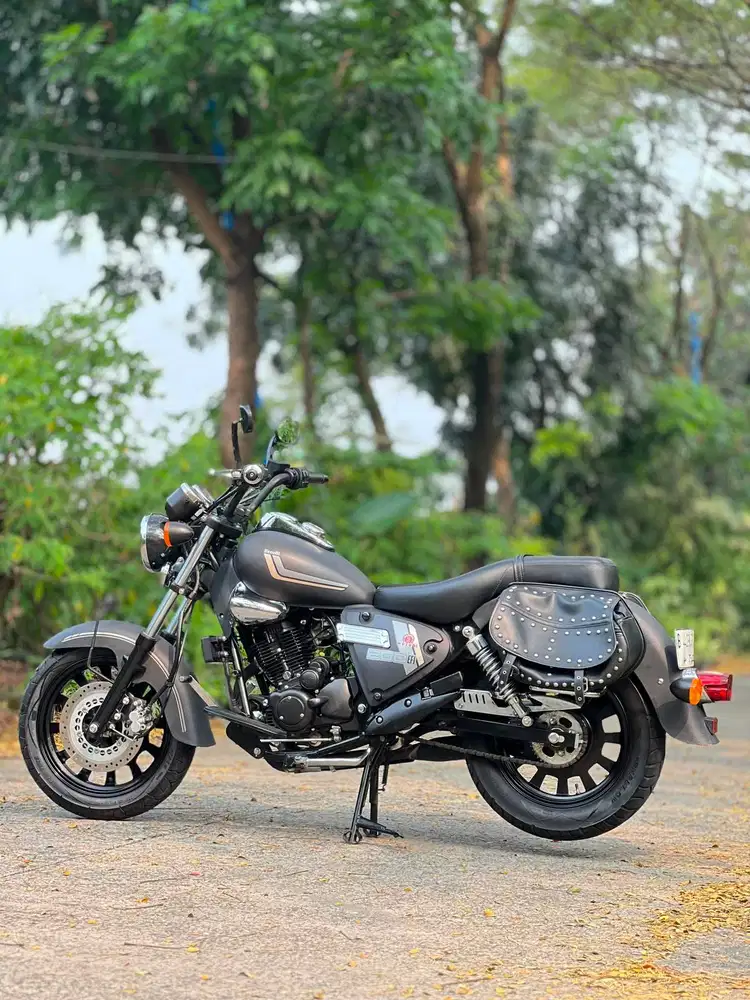 BENELLI MOTOBI EFI 200 BLACK 2022 KM 5K PAJAK PANJANG KAYAK BARU