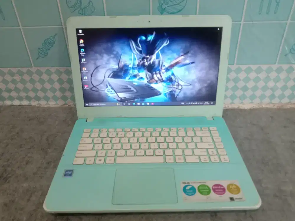 Bismillah Dijuall murah&cepat!!laptop Asus x441N