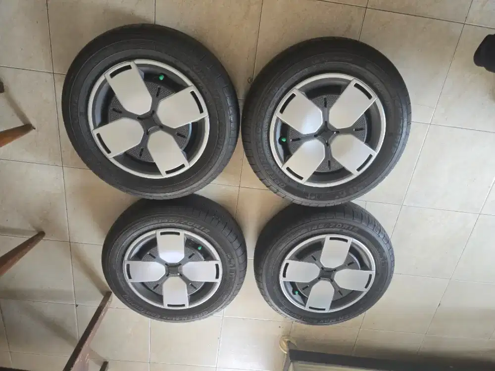 For Sale Ban + Velg wuling air Ev