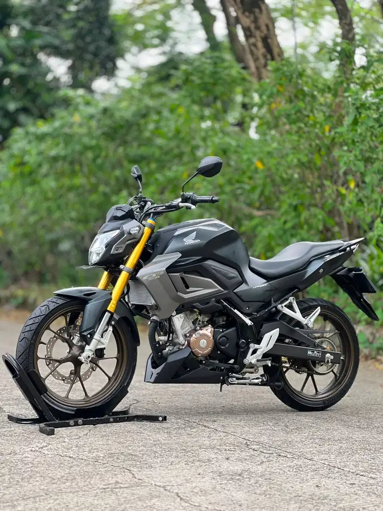 HONDA NEW CB150R HITAM 2023 KM 100 PERAK PAJAK PANJANG NO MINUS
