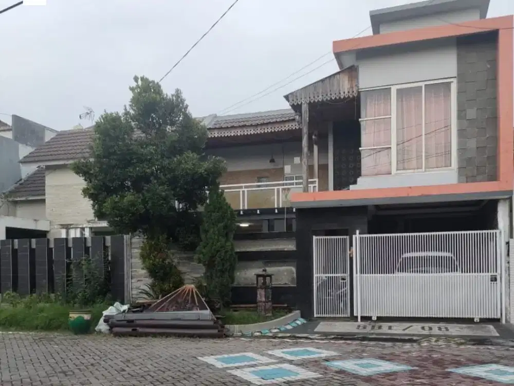 Rumah Sidoarjo Full Furnish di Valencia Puri surya jaya Gedangan