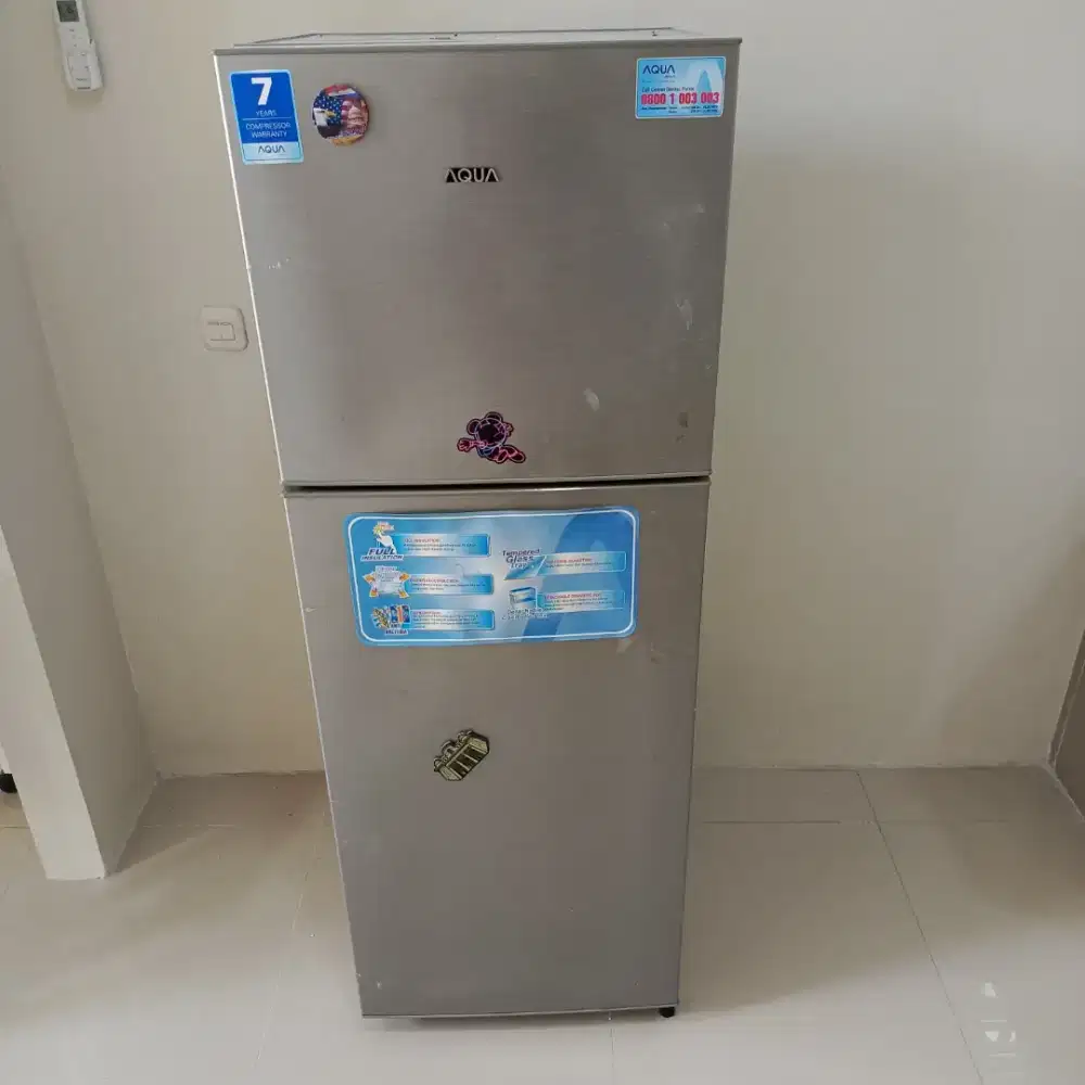 Dijual Kulkas 2 Pintu merk Aqua