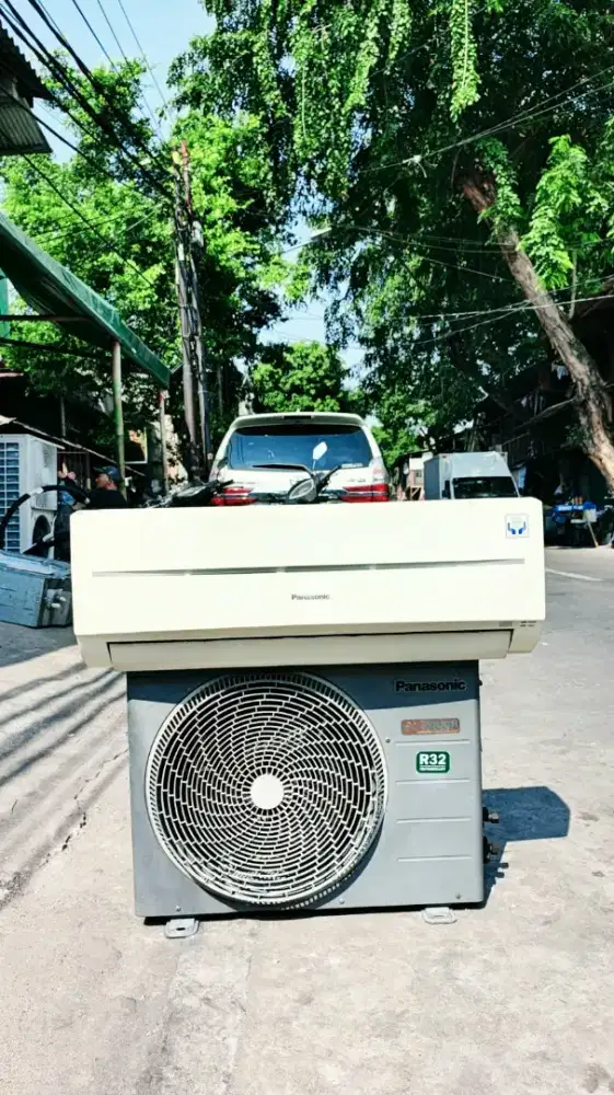 AC Panasonic 1/2 PK R 32 second