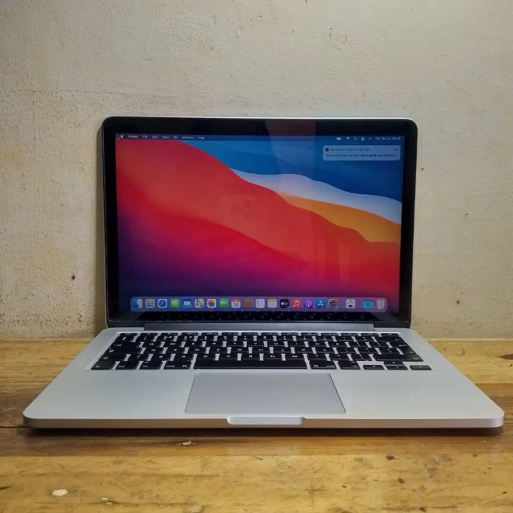 Macbook Pro Retina 13 inch 2015 core i5 Ram 8 GB SSD 128 GB