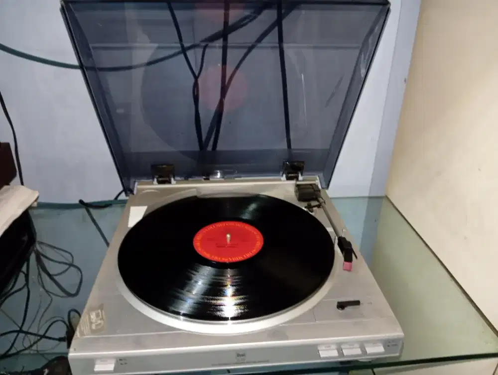 Dual Turntable CS 410