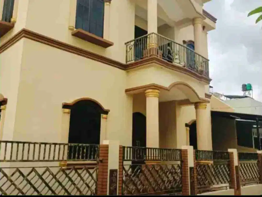 RUMAH MEWAH DI TAMAN GALAXY INDAH