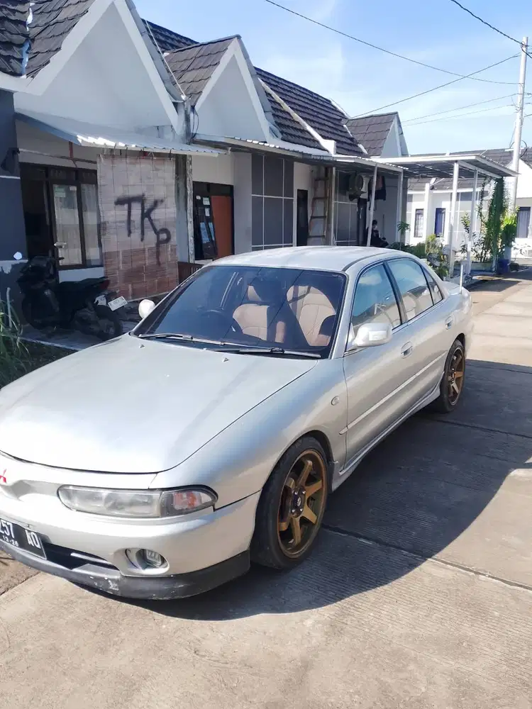 Mitsubishi galant V6
