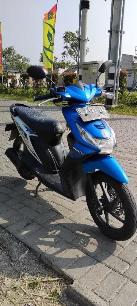 Dijual honda beat th 2012