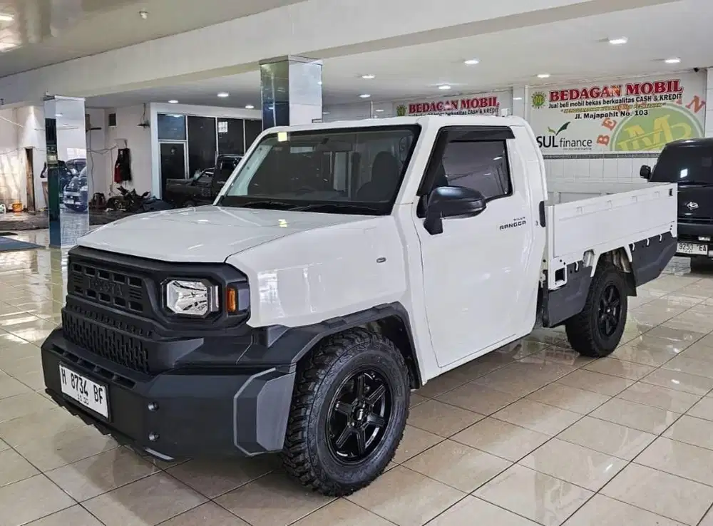 Hilux 2.0 Rngga Pick Up Hight Mt 2025 Low Km