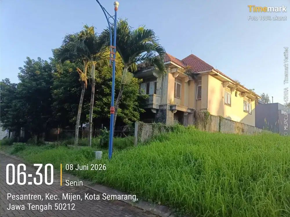 Jual Tanah bonus Rumah luas 675m2 Puri Arga Golf BSB