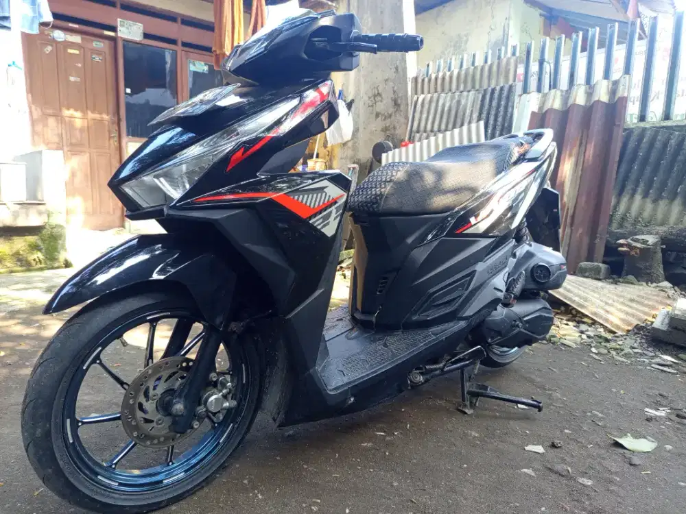 Vario LED old 125 2017 up 150 full