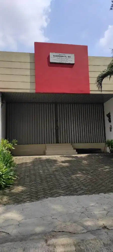 Disewakan Ruang serba guna komersil