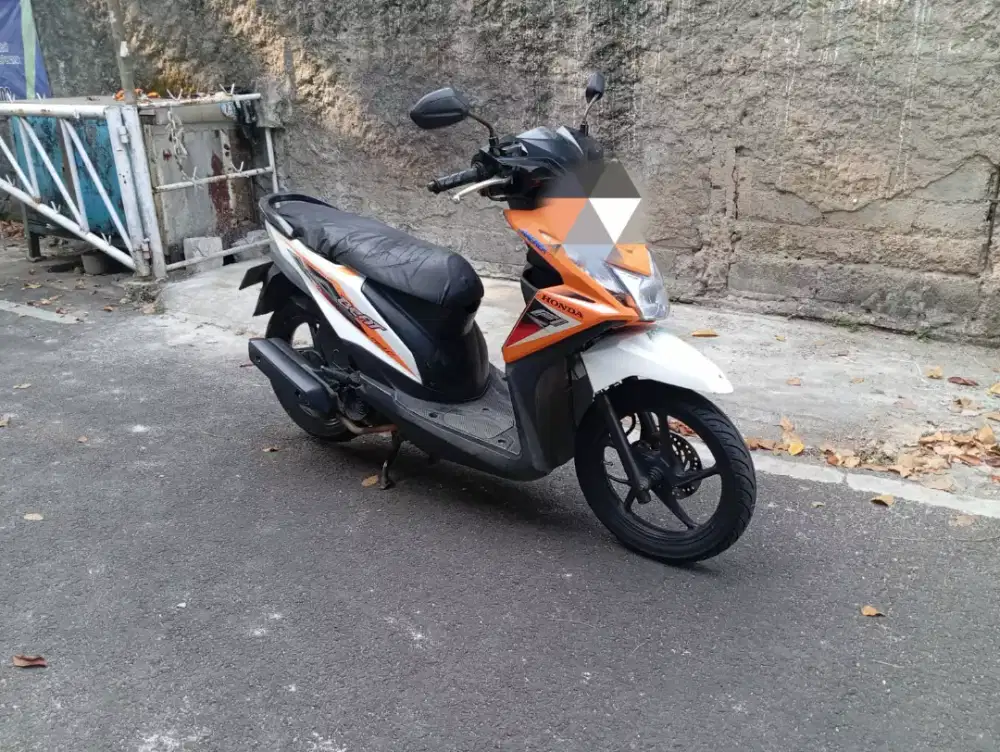 BU. Mendadak di jual cepat Honda Beat fi Repsol Thn 2014 oranye