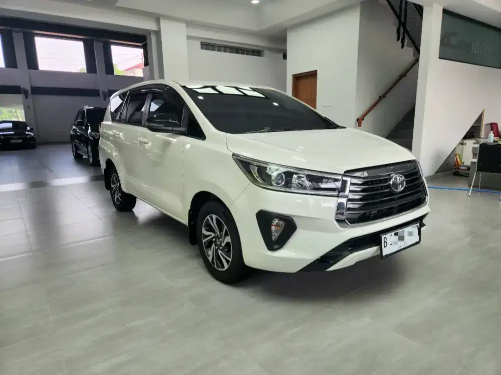 Innova 2.4V diesel A/T 2021 km38rb antik