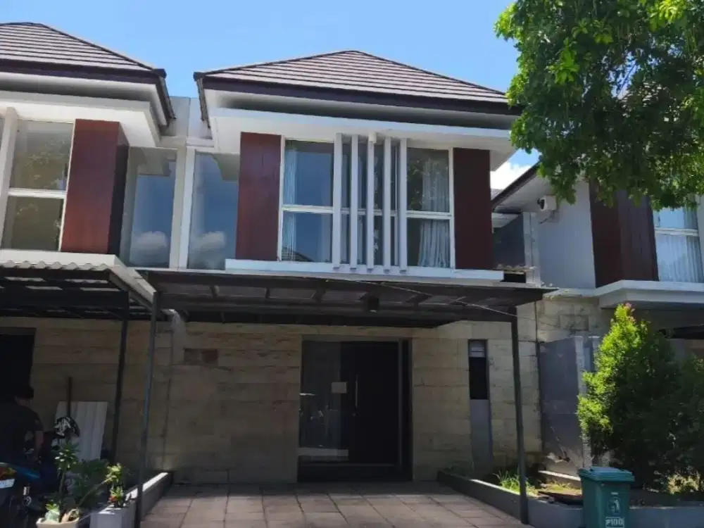 Rumah Modern di Graha Natura, Dekat Berbagai Fasilitas