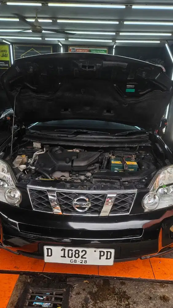Nissan X-Trail 2009 Bensin