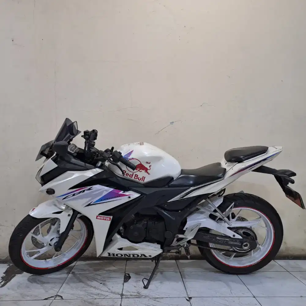 Honda CBR 150 R facelift 2016 pajak panjang