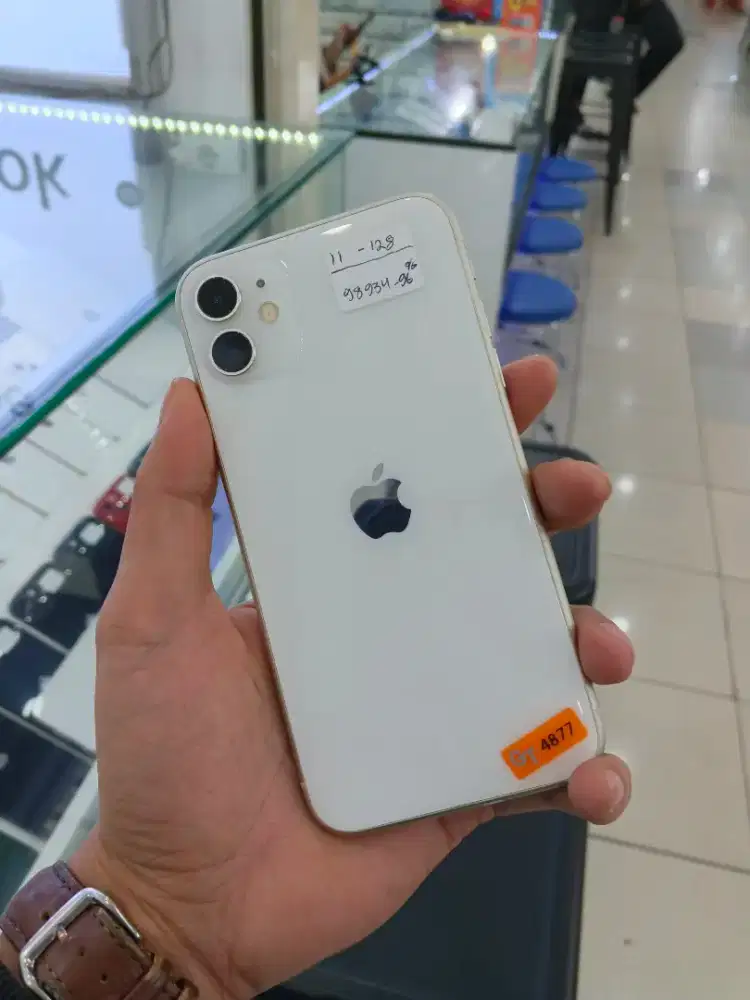 iPhone 11 128 GB all operator