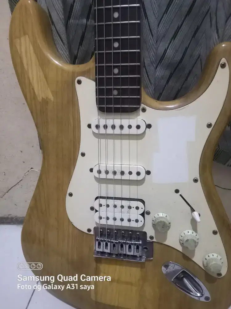 Jual gitar fender dan ampli..