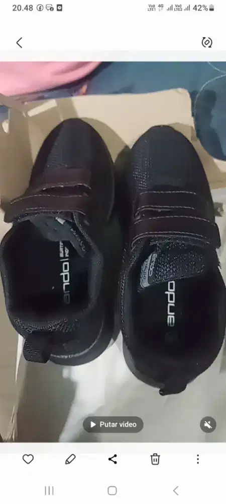 sepatu sekolah Ando