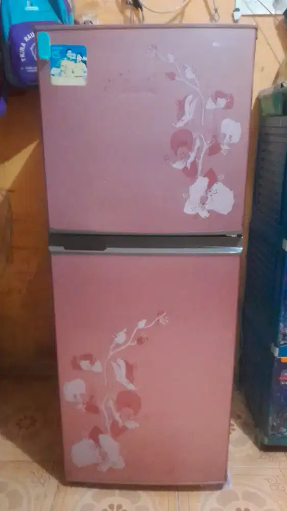 Kulkas 2 pintu merk sharp