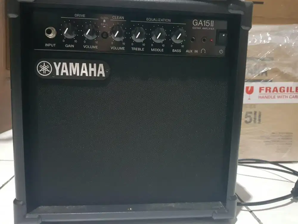 Yamaha GA15II guitar amplifier ampli GA 15