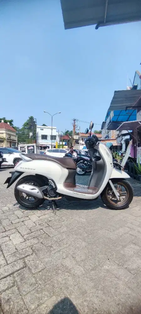 SCOOPY PRESTIGE KEYLESS 2023