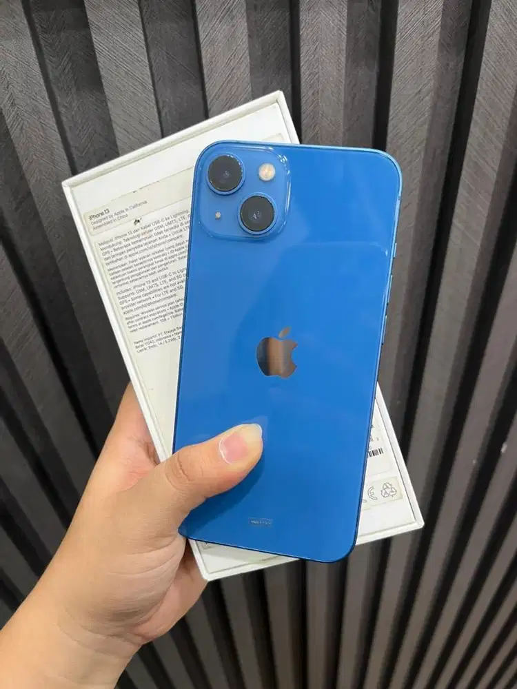 iPhone 13 256Gb iBox