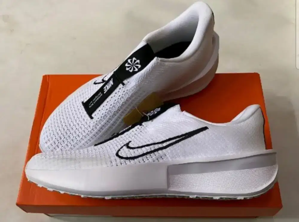 Sepatu Running & Gym