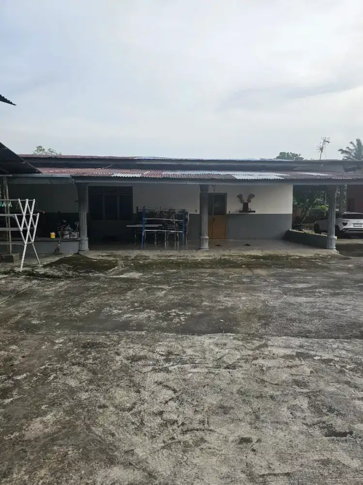 Tanah dan bangunan
