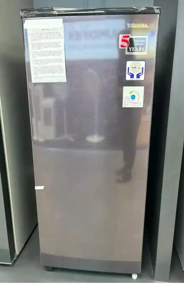 Kulkas Toshiba bekas murah
