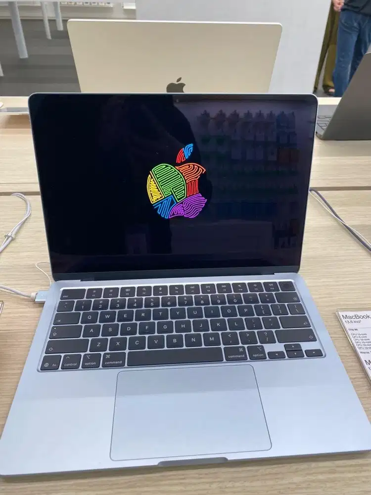 CICILAN MACBOOK AIR MODAL KTP DI HOME CREDIT