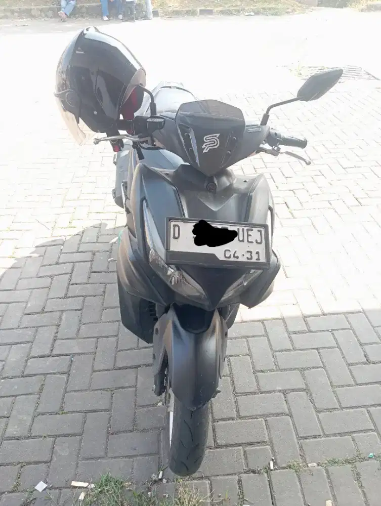 Jual cepat aerox thn 2021 warna hitam