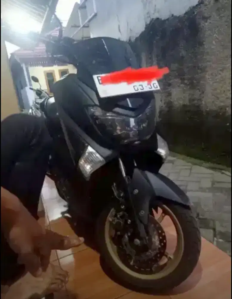 Gade nmax old th 2019 155