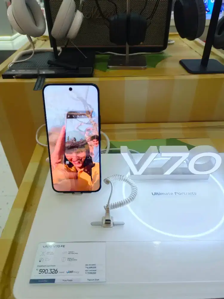 New Vivo V70 FE