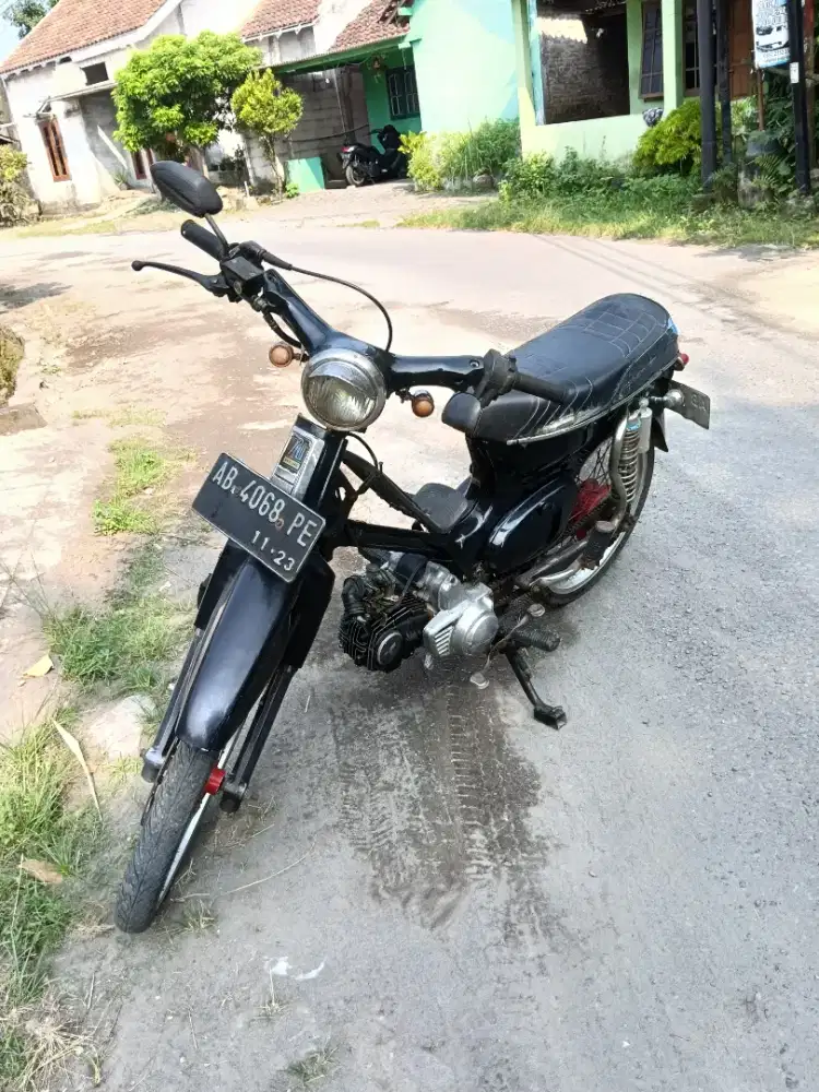 Honda C70 basic Astrea c800 th 82 siap pakai