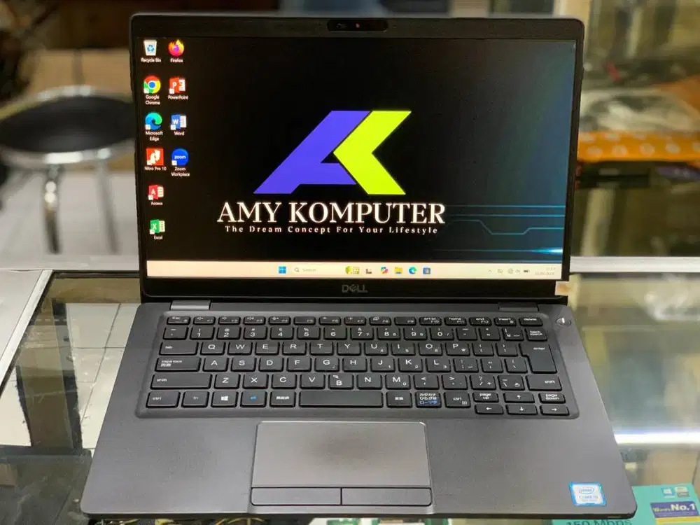 DELL LATITUDE 5300 | i5-8265U | RAM 8 GB | SSD 256GB | Layar 13,3 FHD