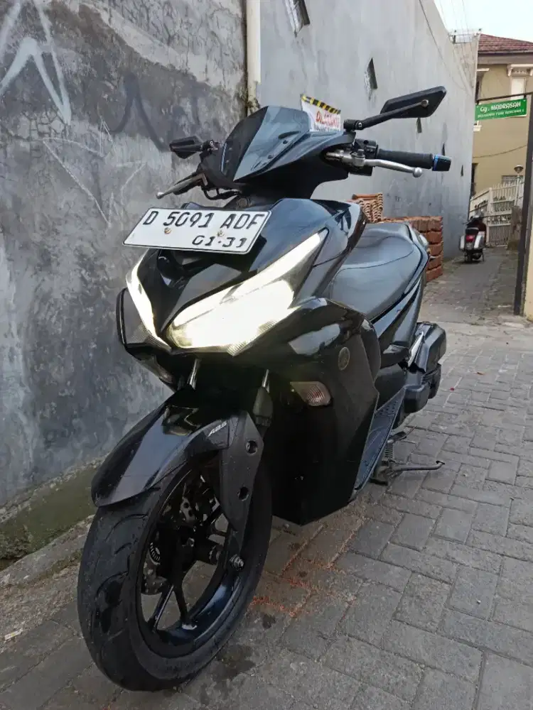 Aerox Connected ABS Keyless