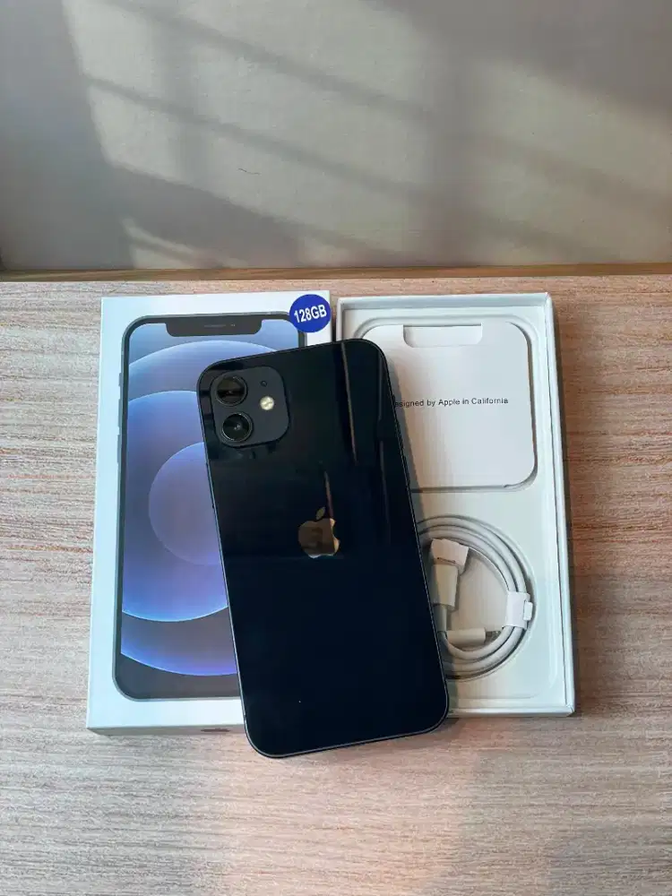 Iphone 12 black