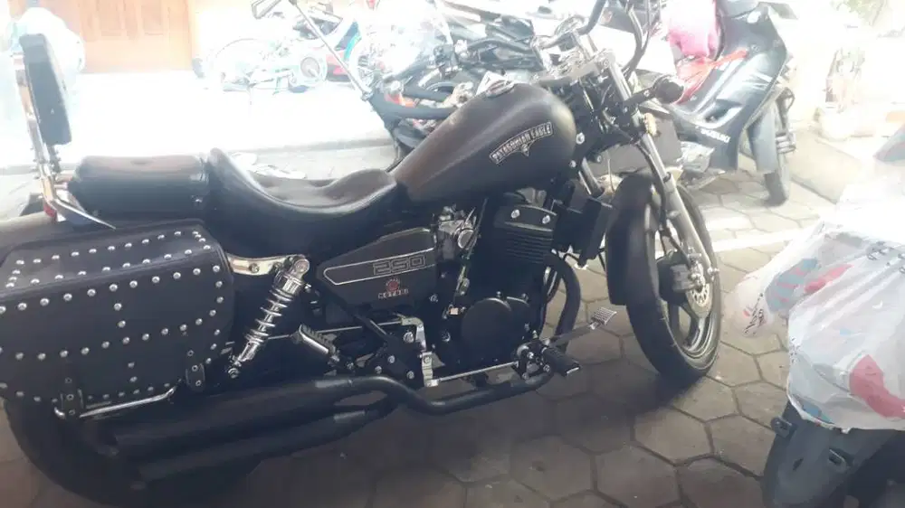 BENELLI LIKE NEW edisi beli doank ngga pernah dipake