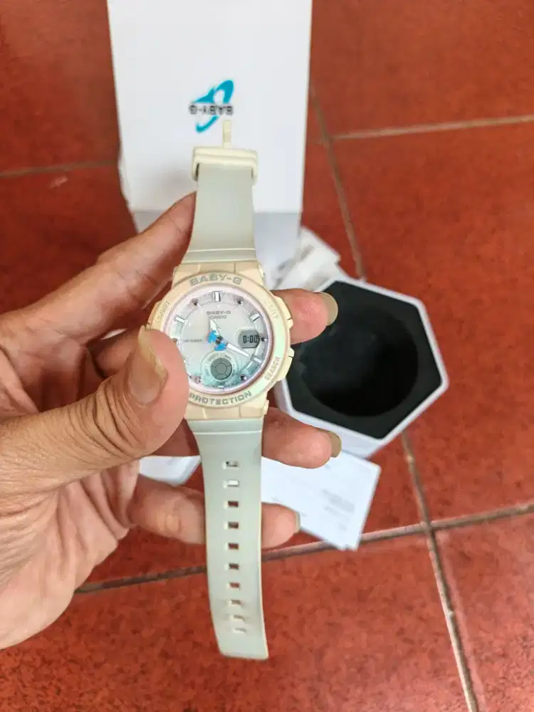 Jam tangan wanita casio baby G BGA-250-7A3DR