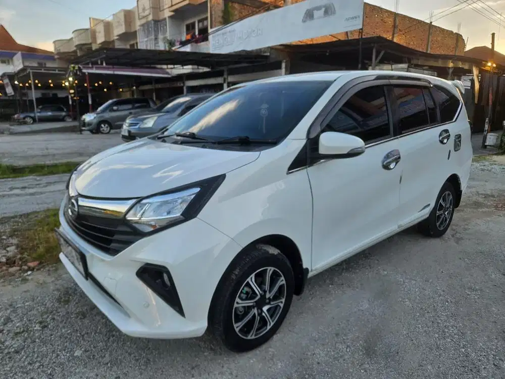 Daihatsu Sigra 1.2 R MT 2019 Putih KM 55 Ribu Pajak Hidup